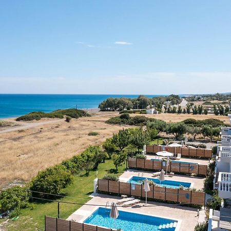 Rita Mare Seafront Villas Heated Pools 겐나디 외부 사진
