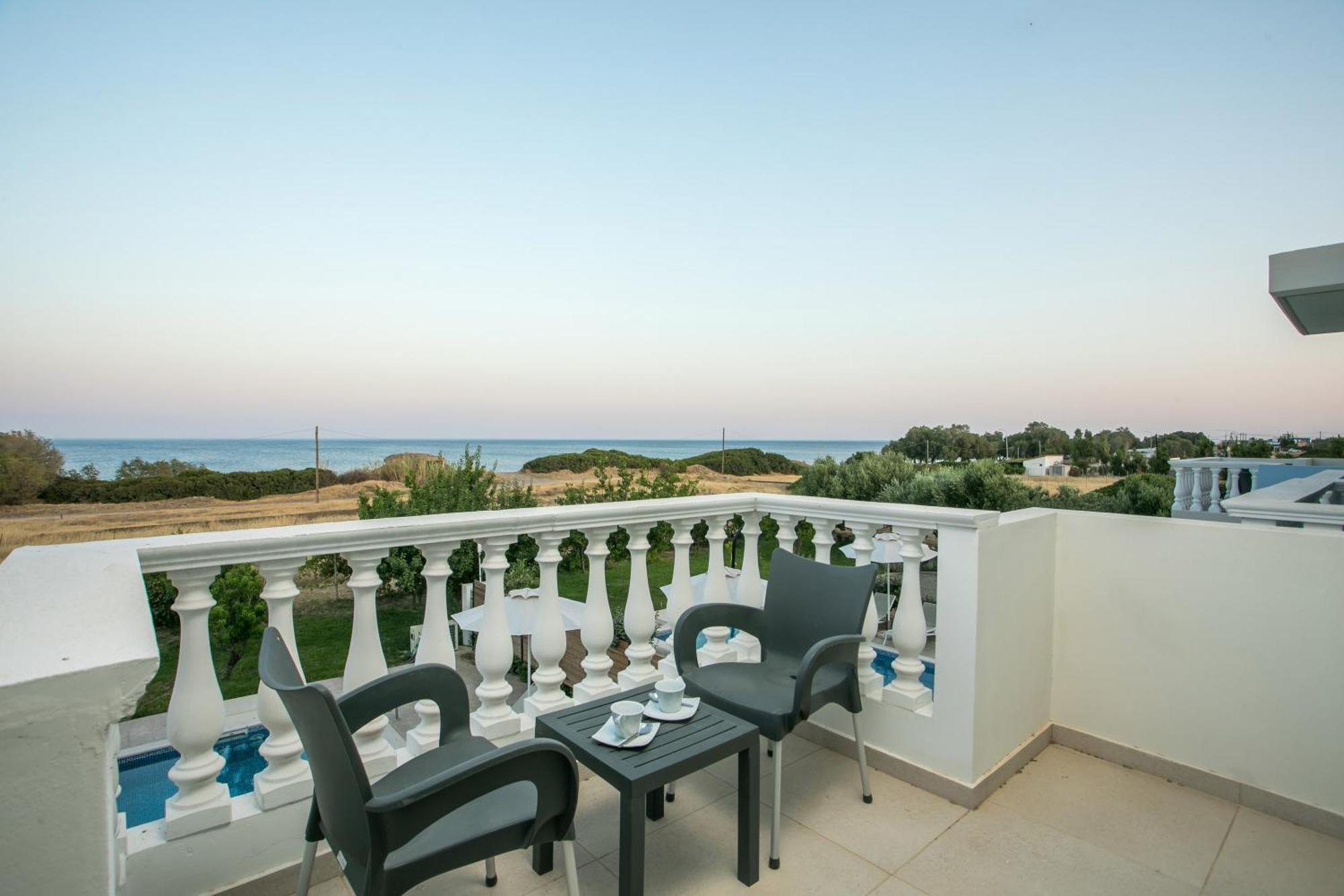Rita Mare Seafront Villas Heated Pools 겐나디 외부 사진