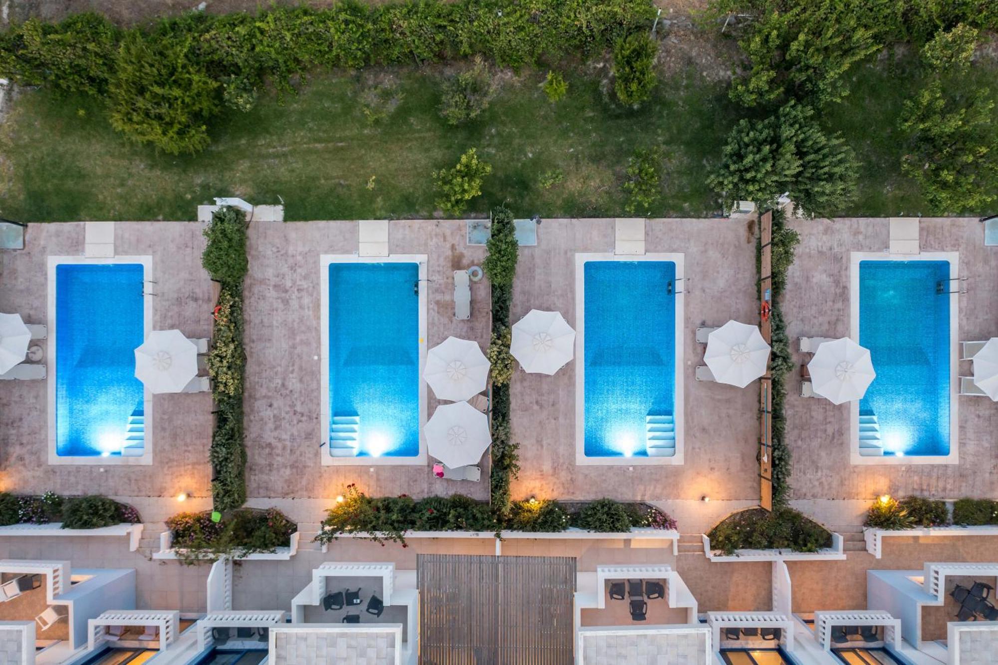 Rita Mare Seafront Villas Heated Pools 겐나디 외부 사진