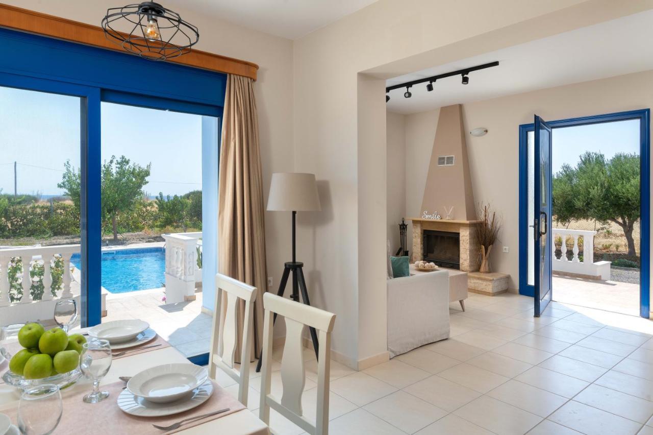 Rita Mare Seafront Villas Heated Pools 겐나디 외부 사진