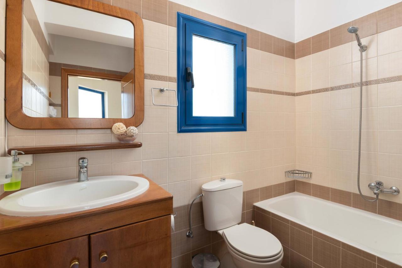 Rita Mare Seafront Villas Heated Pools 겐나디 외부 사진
